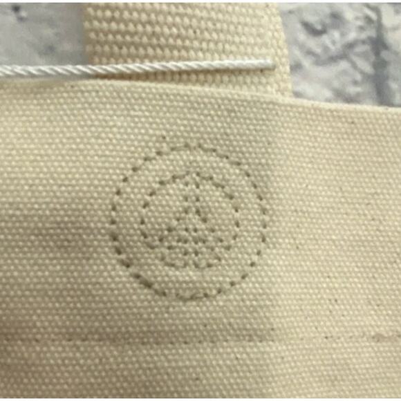 NWT‎ $120 Madhappy East Hampton Exclusive Wide Tote Bag Canvas in Natural - Picture 5 of 5